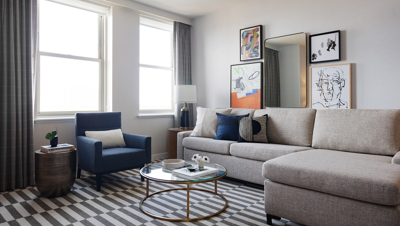 Premium Corner King Suite with spacious living room