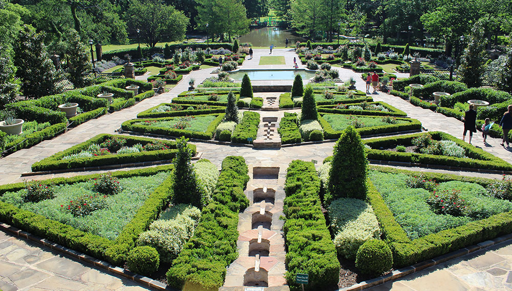 Beautiful Fort Worth Botanic Garden in Cultural District Fort Worth